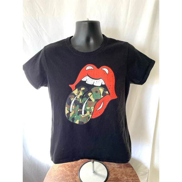 Rolling Stones Style Camo Tongue Lips Black Tee Women’s L - Picture 1 of 6